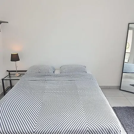 Prázdninový dům Jolie Avec Piscine Chauffee Proche Du