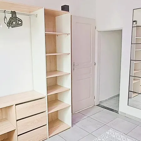 Jolie Avec Piscine Chauffee Proche Du Sanguinet