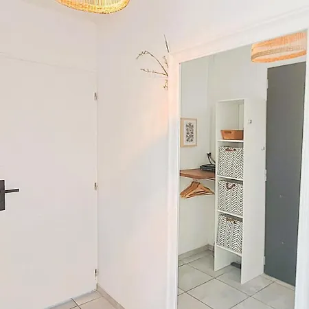 Jolie Avec Piscine Chauffee Proche Du Prázdninový dům