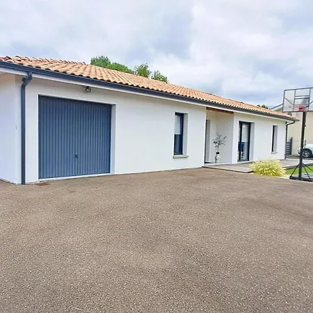 Prázdninový dům Jolie Avec Piscine Chauffee Proche Du Sanguinet